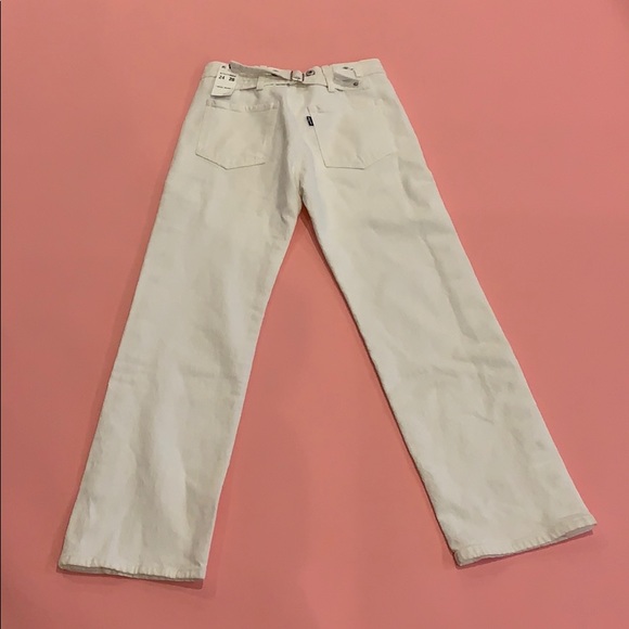 White Levi’s - Picture 3 of 10